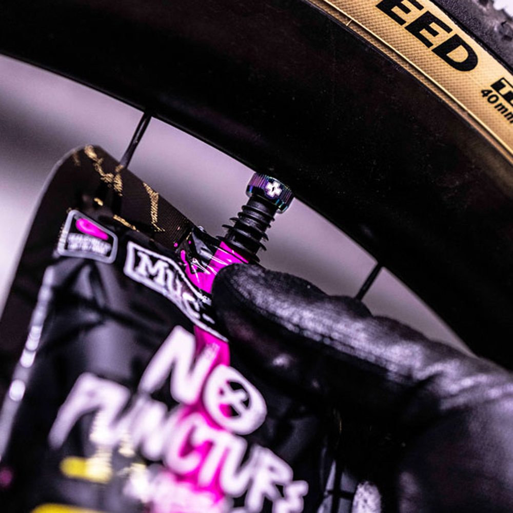 Muc-Off Road+Gravel Tubeless Tire Sealant - Image 2